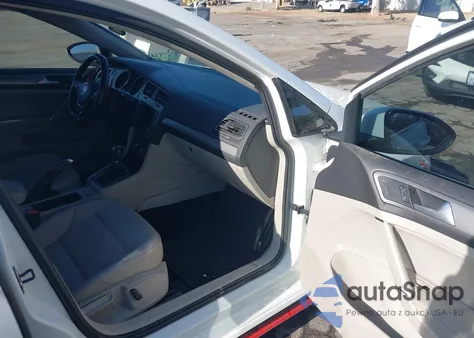 2016 Volkswagen Golf Sportwagen Tsi Limited Edition z USA, uszkodzony, nr VIN 3VWC17AU7GM518907